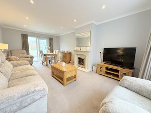 Photo 18- click for photo gallery